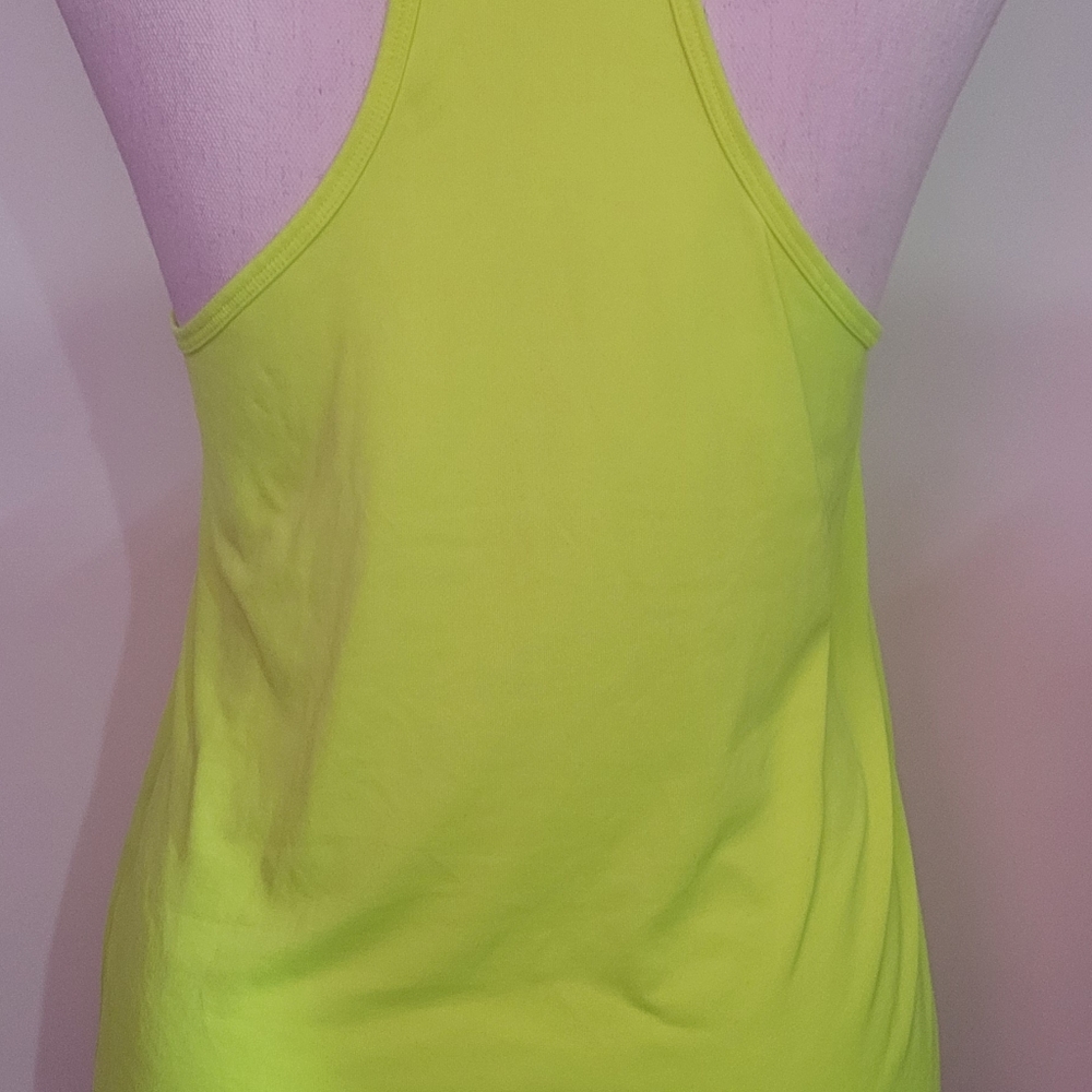 Pink tank top - Picture 3 of 4